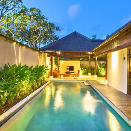 Dilana 2 Bedroom Bamboo Villas Ju66